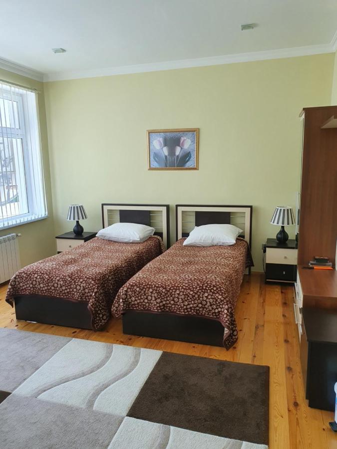 Sheki Avtovagzal Motel Kültér fotó