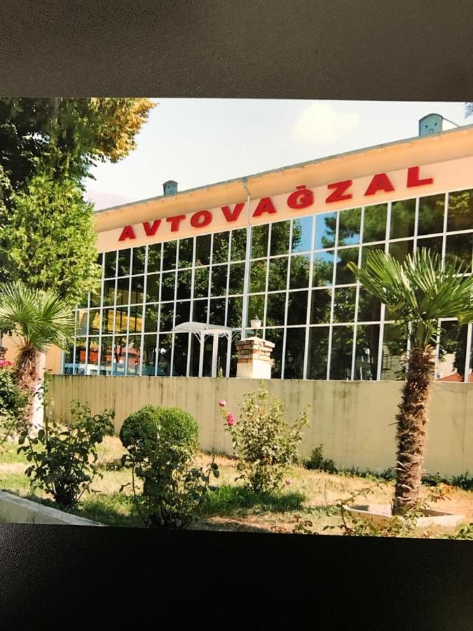 Sheki Avtovagzal Motel Kültér fotó